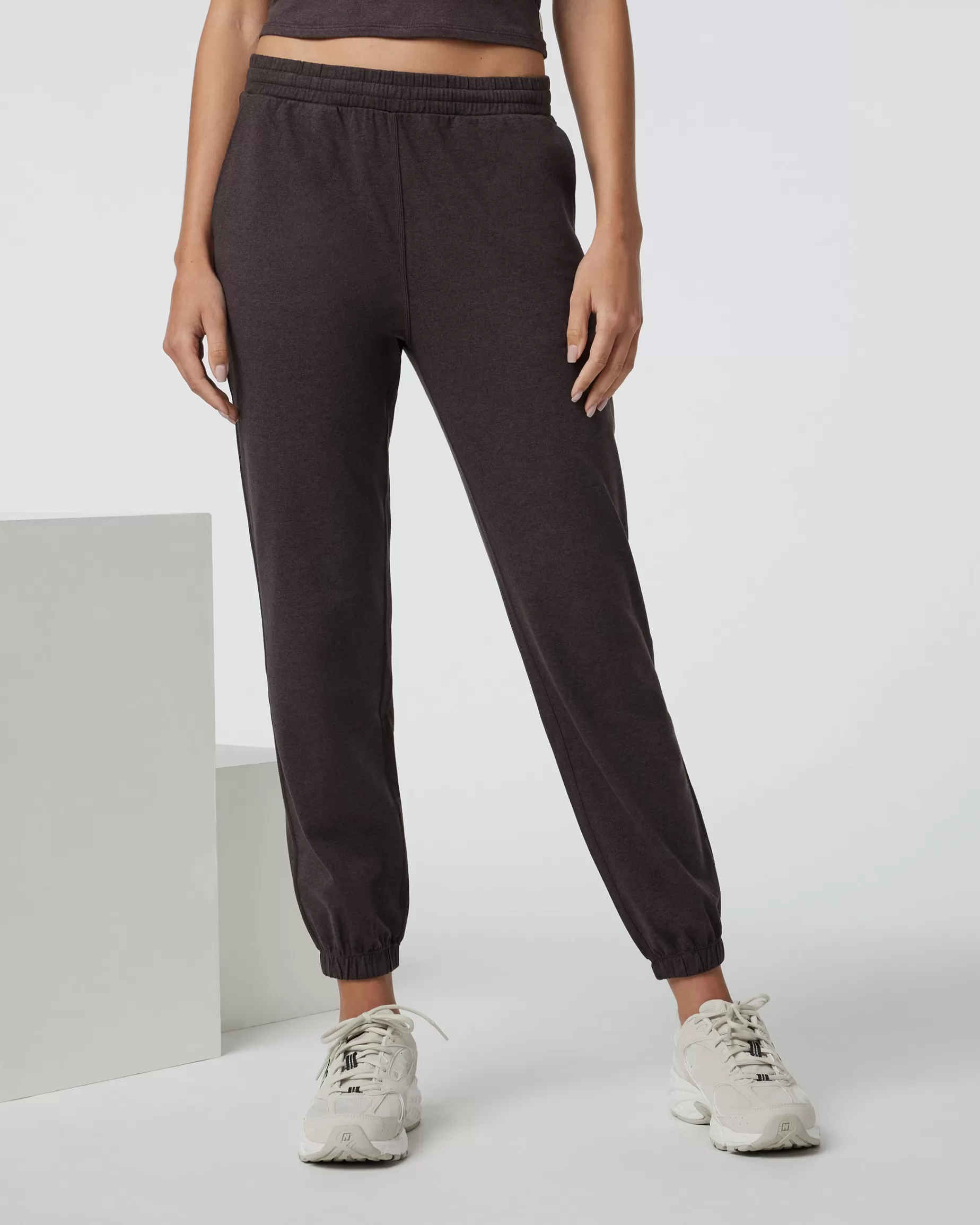 Vuori Boyfriend Jogger SangriaHeather Best Sale