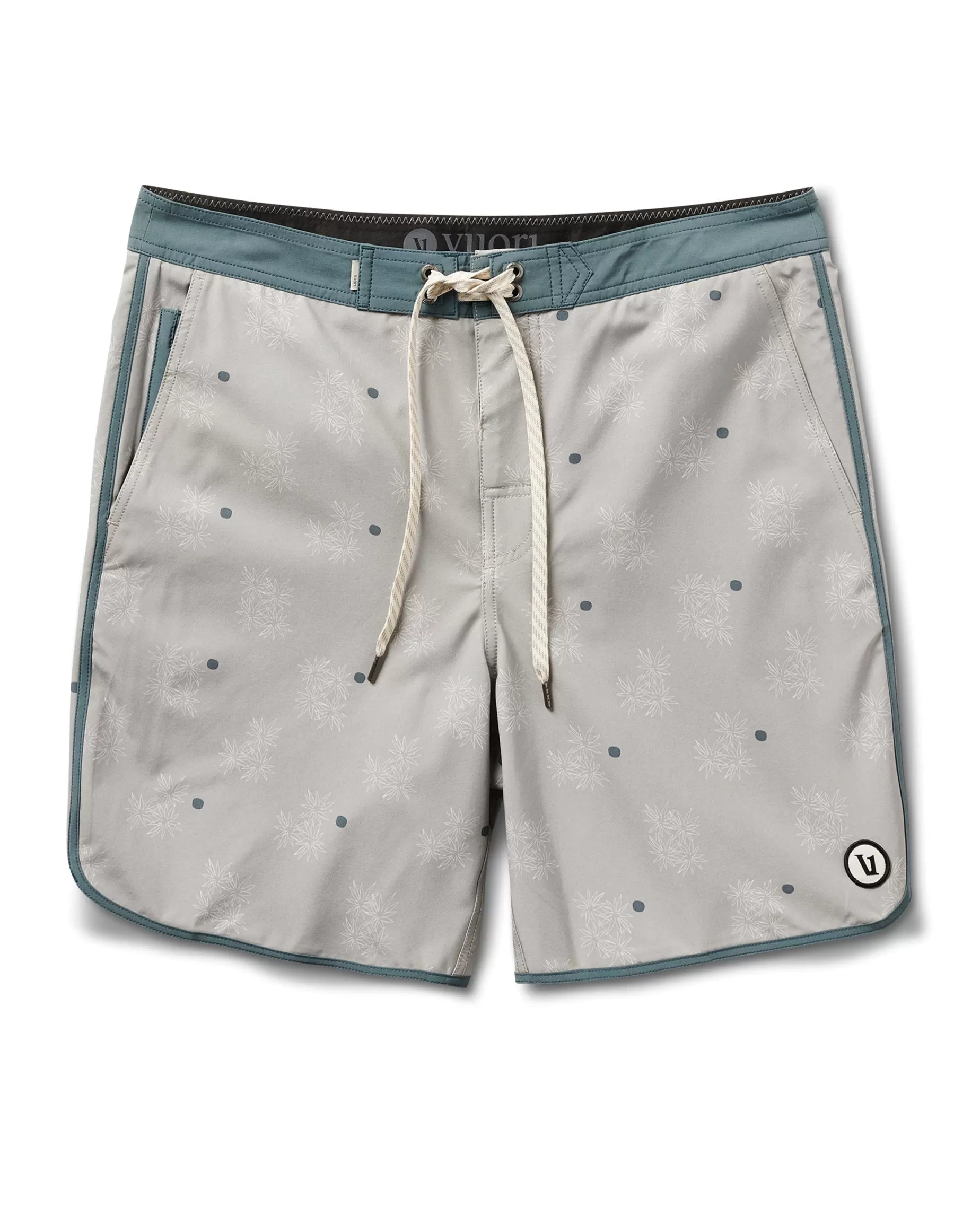 Vuori Cruise Boardshort WhiteSageDesertBloom Fashion
