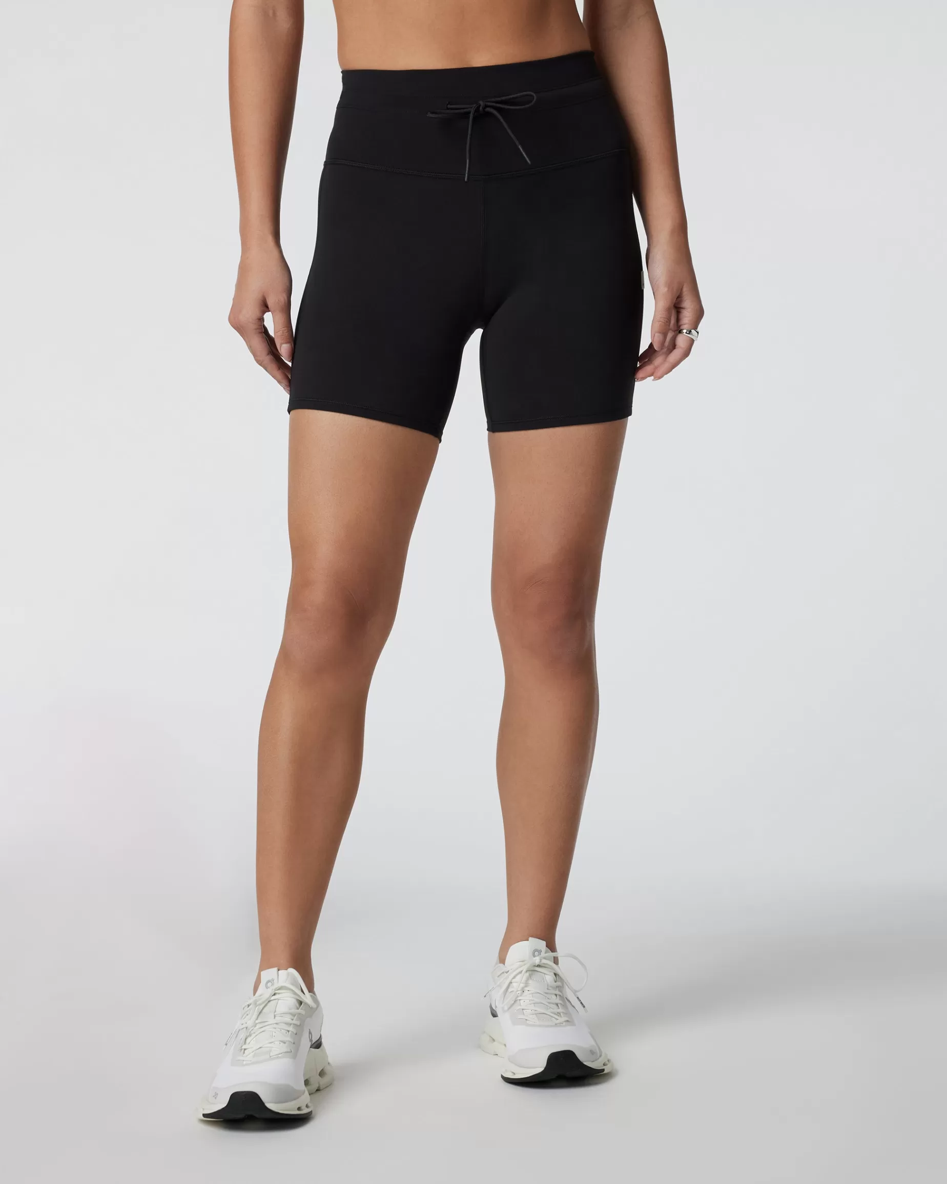 Vuori Daily Short Black Fashion