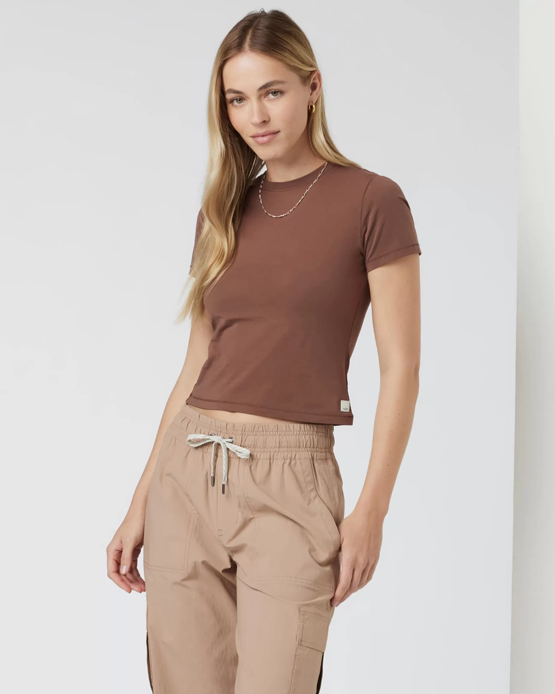 Vuori Feather Baby Tee Pepper Sale