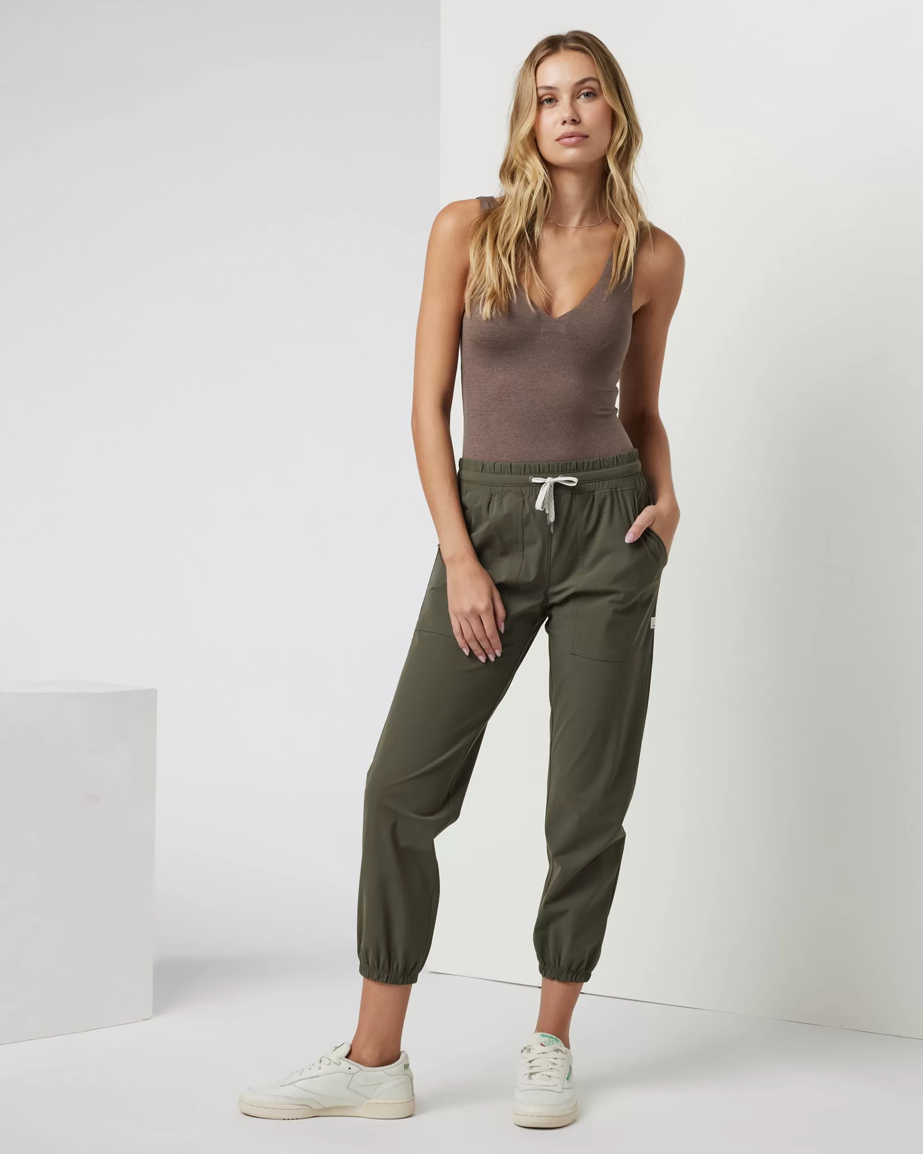 Vuori Halo Bodysuit FossilHeather Store