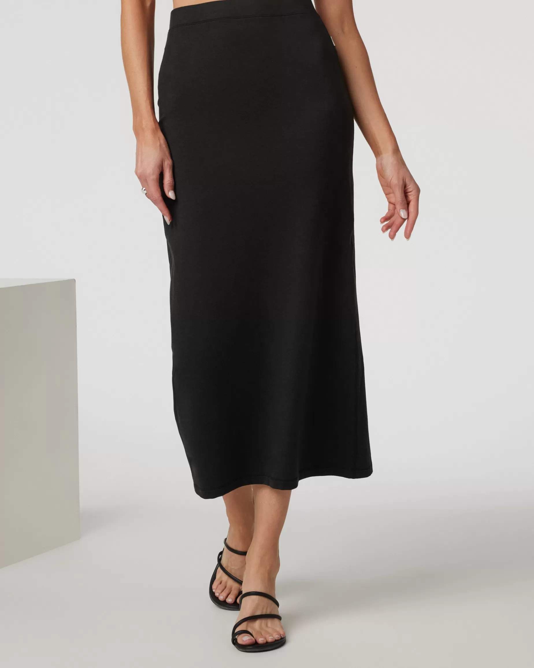 Vuori Halo Column Skirt BlackHeather Outlet