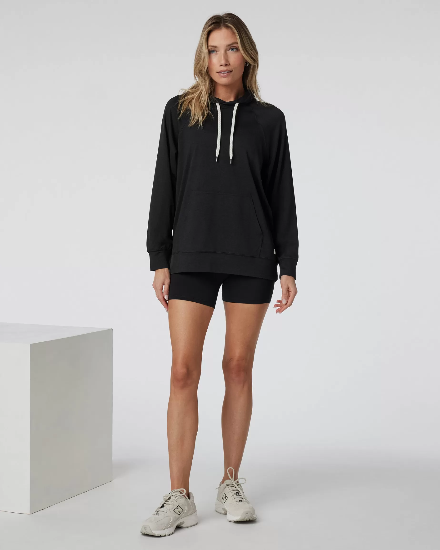 Vuori Halo Oversized Hoodie BlackHeather Discount