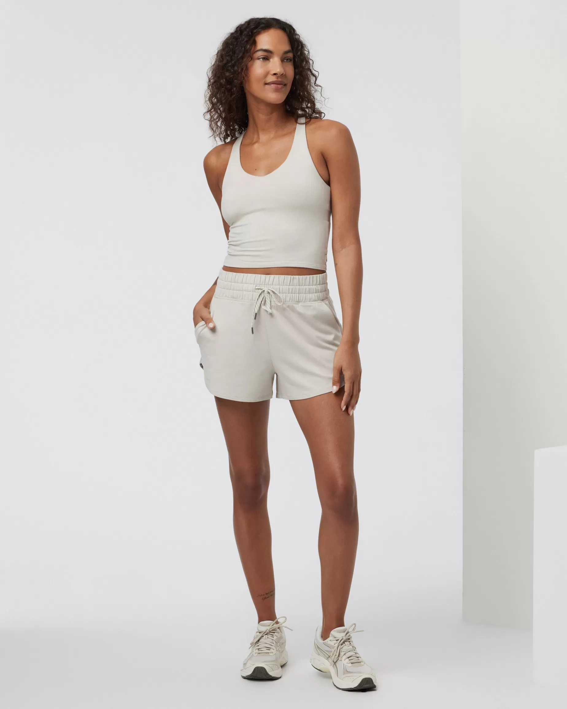 Vuori Halo Performance Crop 2.0 EcruHeather Cheap