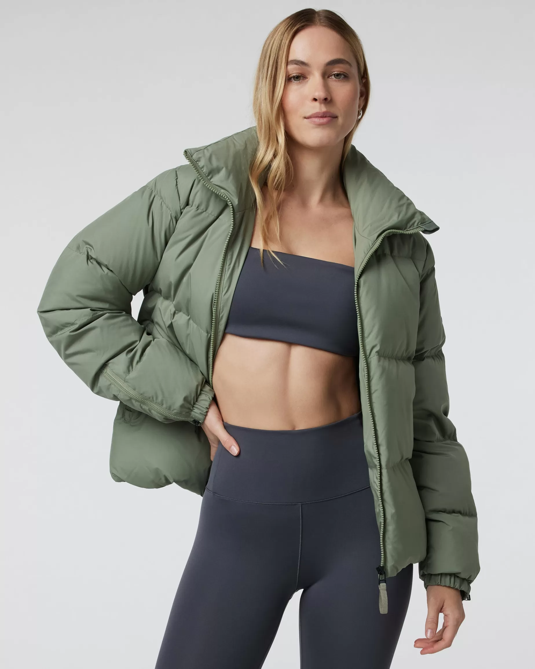 Vuori Hillside Down Jacket Laurel Flash Sale