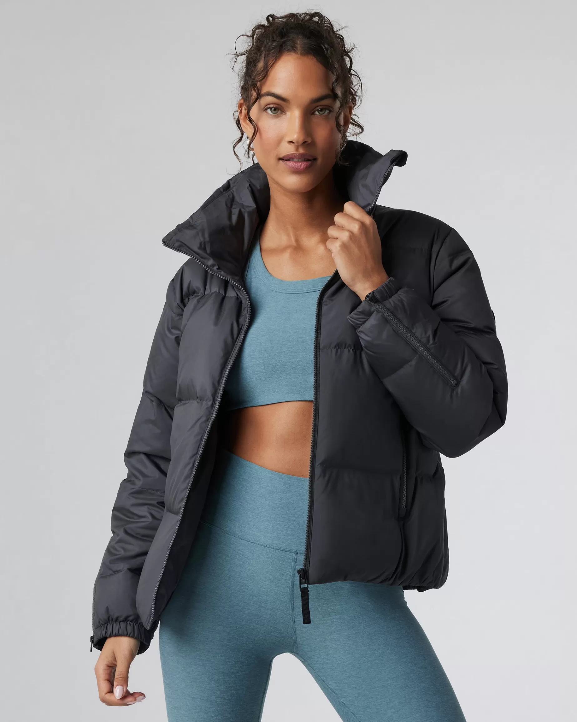 Vuori Hillside Down Jacket Black Cheap
