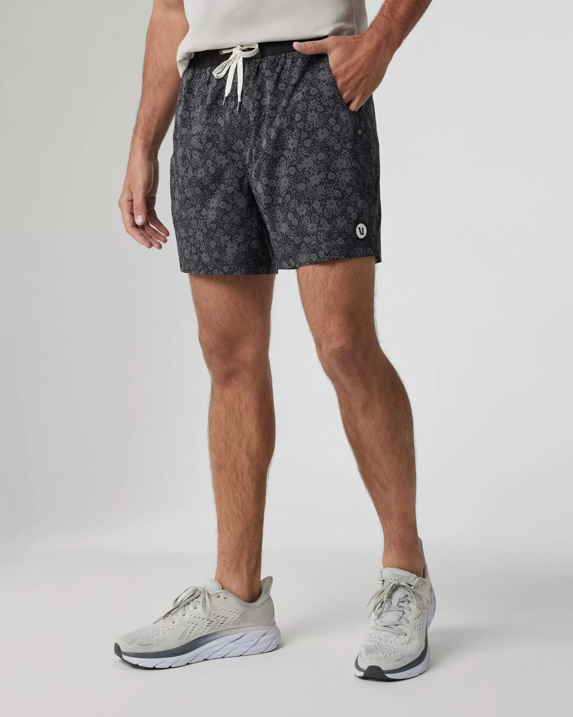 Vuori Kore Short 5" DarkPewterWildflower Online