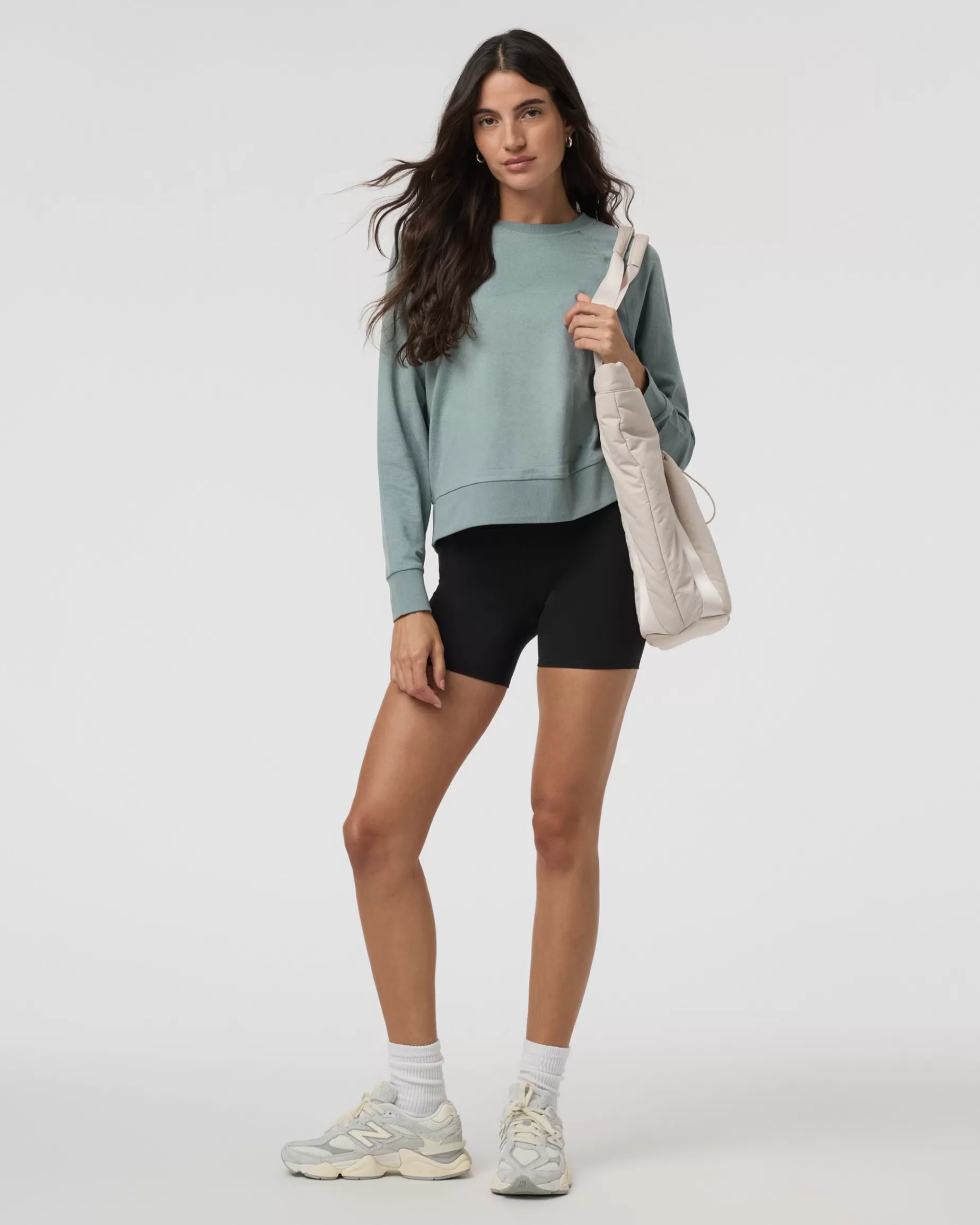 Vuori Long Sleeve Halo Crew VintagePistachioHeather Shop
