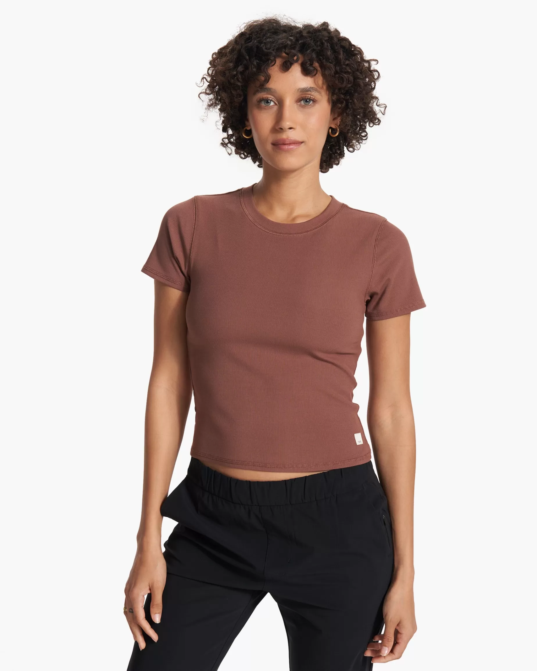 Vuori Pose Fitted Tee Hazelnut New