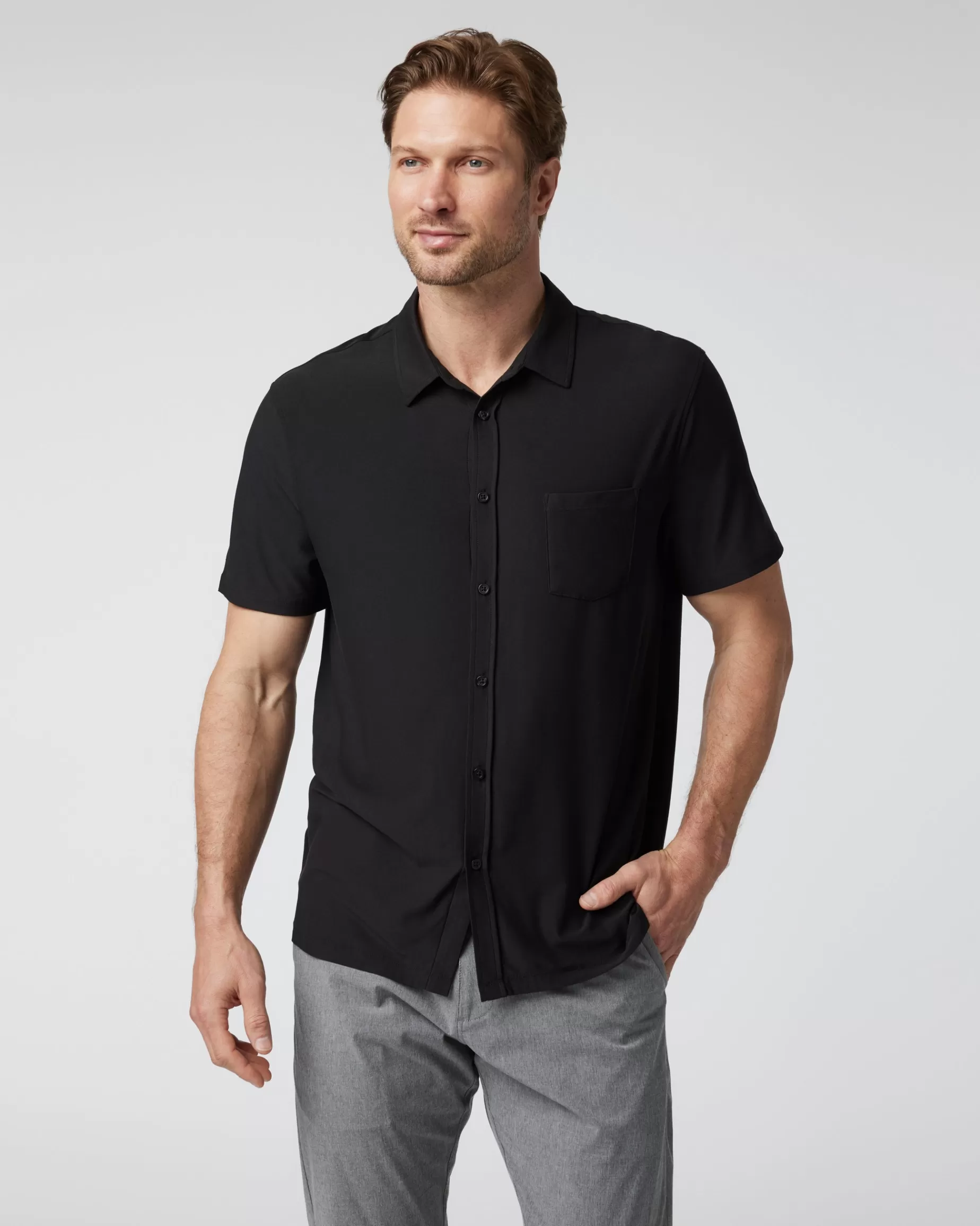 Vuori Short Sleeve Strato Button Down Black Store