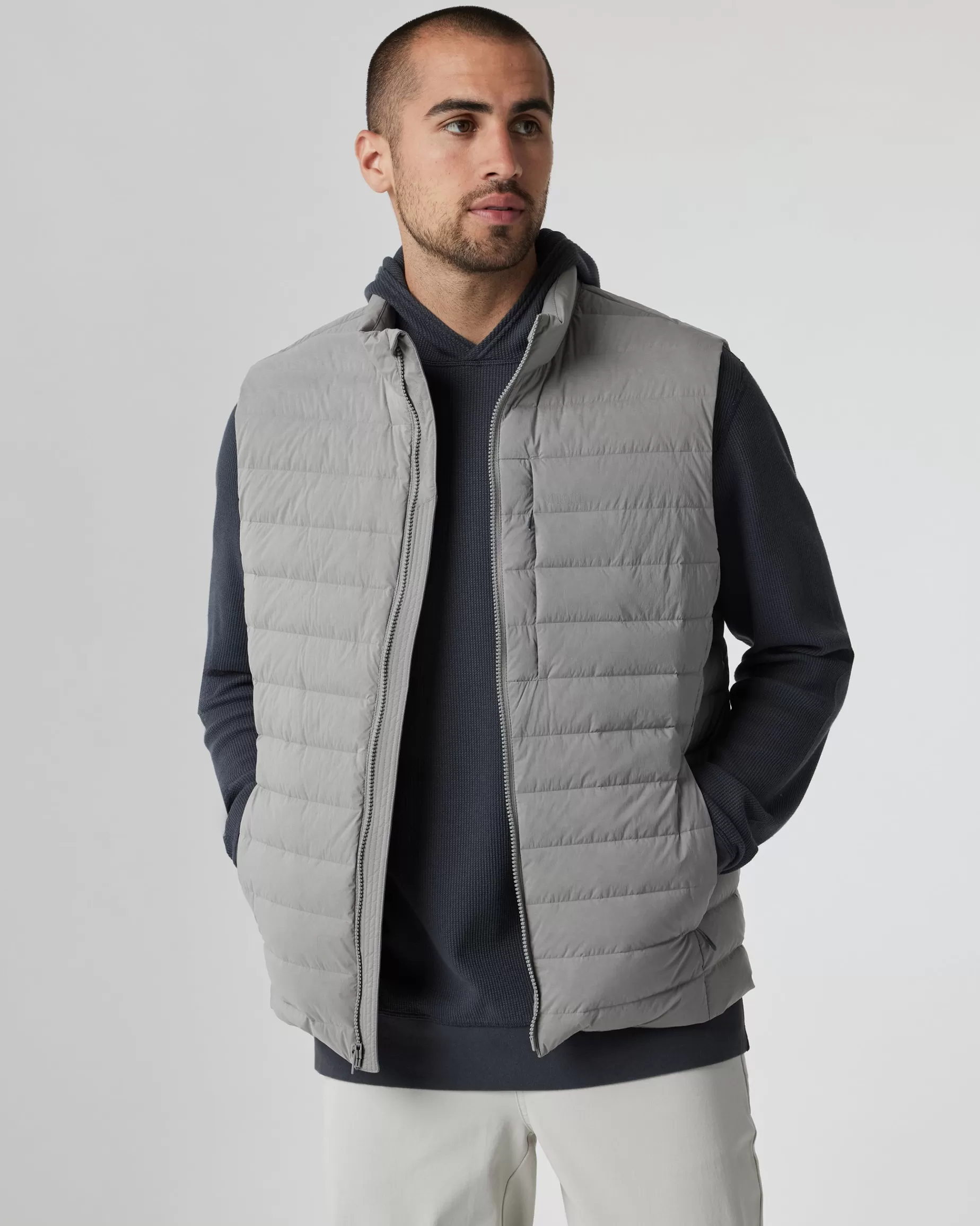 Vuori Steadfast Insulated Vest Shiitake Best