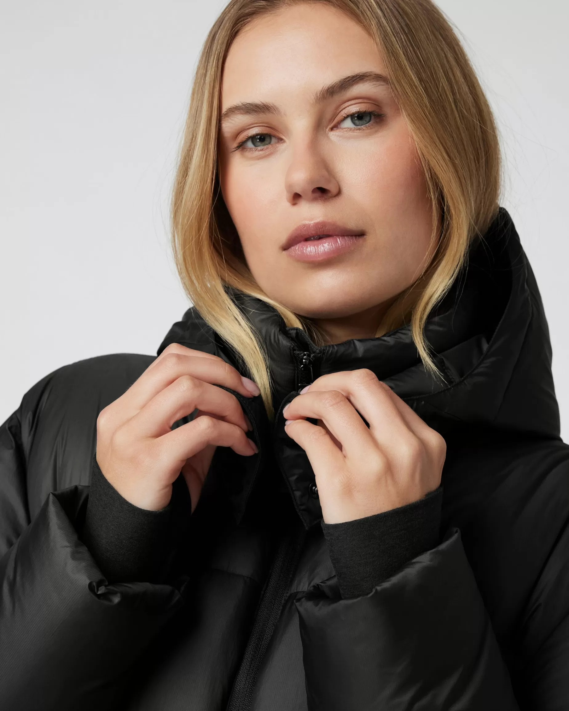 Vuori Vail Long Down Jacket Black Store