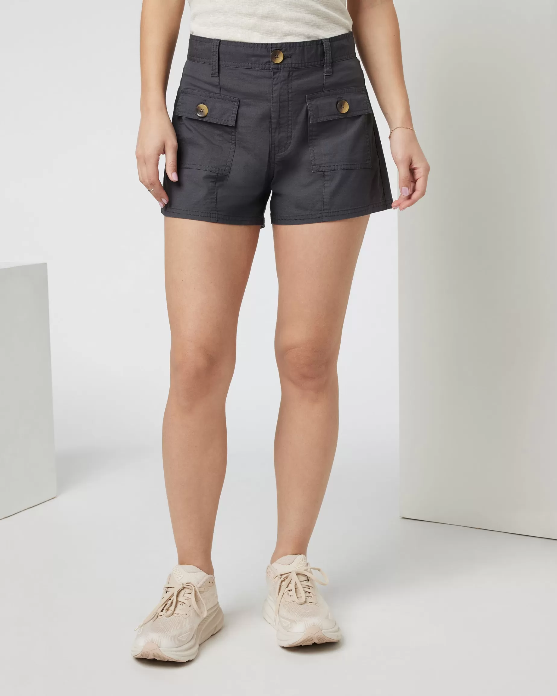 Vuori Vintage Ripstop Utility Short Charcoal Fashion